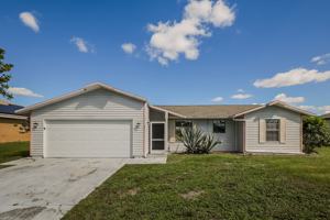 featured image of 3013 Ne 7th Ave