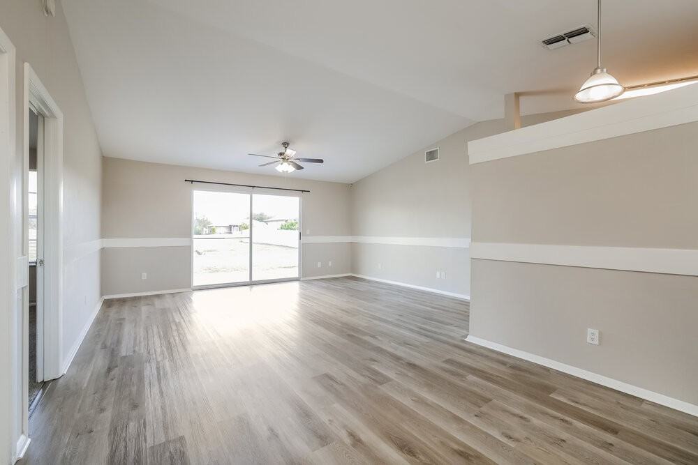3013 Ne 7th Ave - Photo 4 of 16