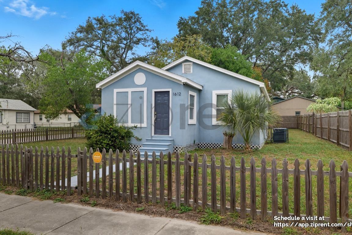 1612 East Sitka Street - Photo 4 of 22