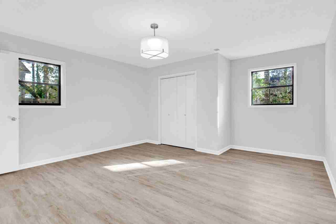 1010 Mathews Ct Se #A - Photo 2 of 13