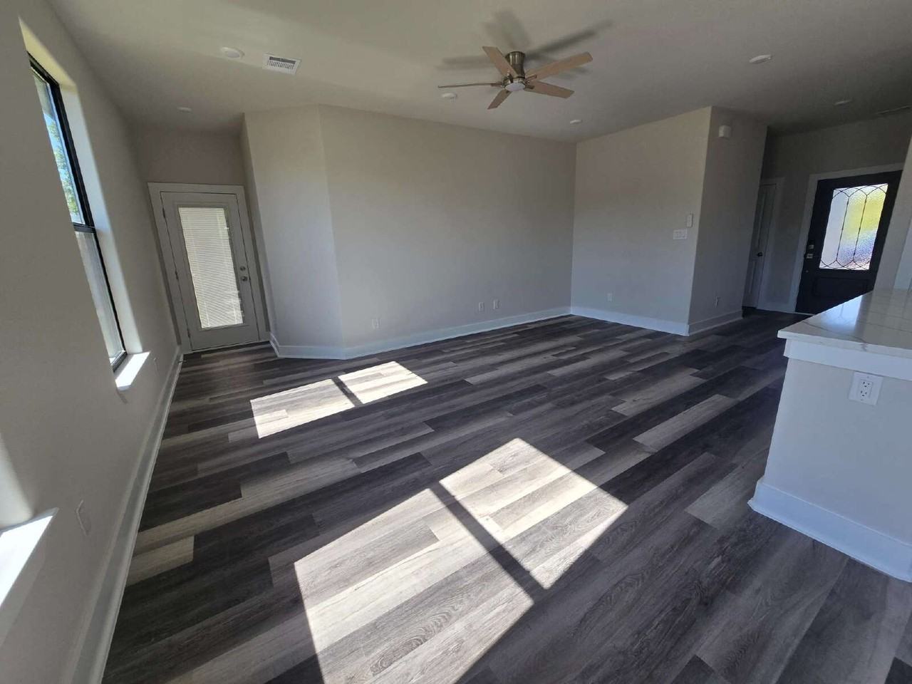 3505 Brazos River Dr - Photo 2 of 23