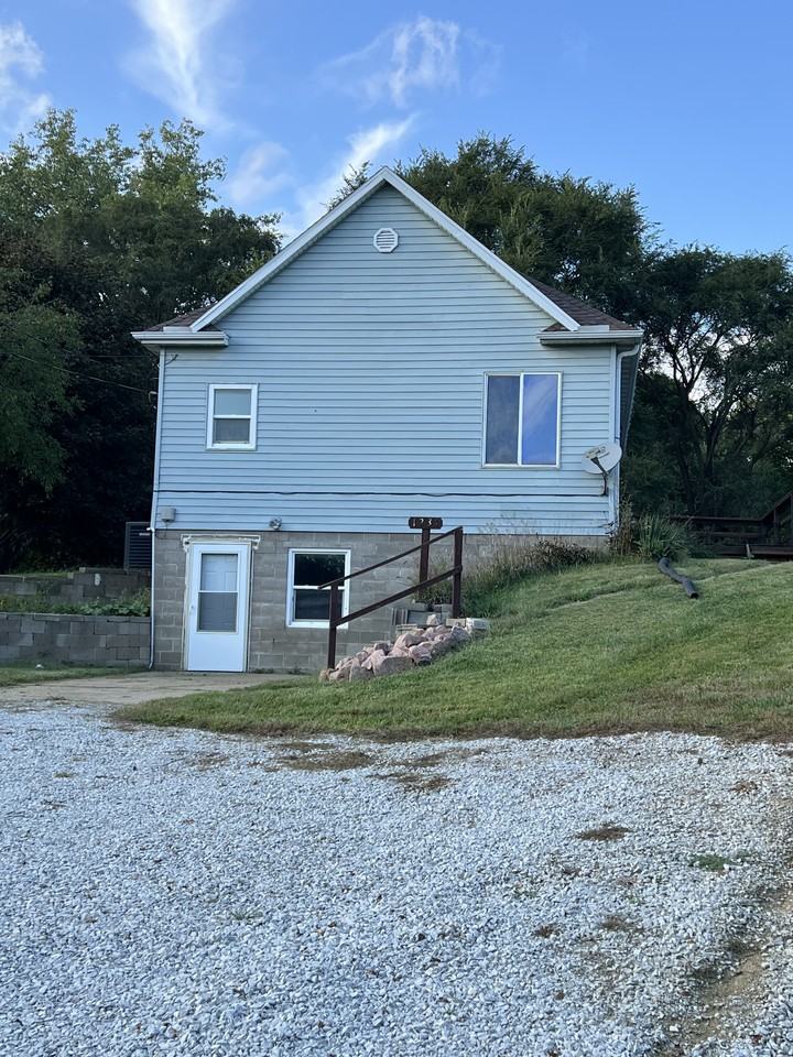 1231 Buchanan Ave #NA - Photo 2 of 16