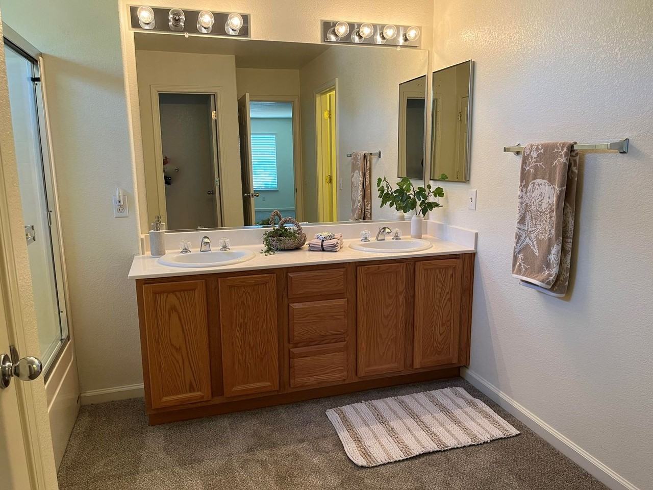 6323 Mallard Court - Photo 3 of 16