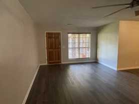 405 19th St E #6 - Photo 1 of 1