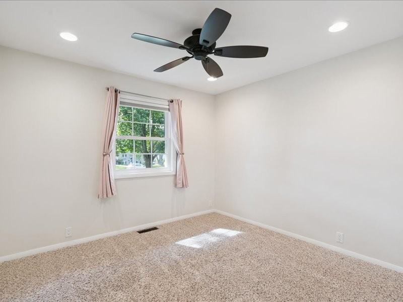 1429 Columbus Dr #NA - Photo 7 of 28