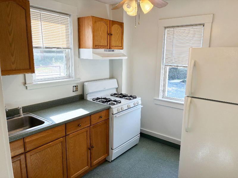 2916 Clermont Ave #1 - Photo 3 of 13