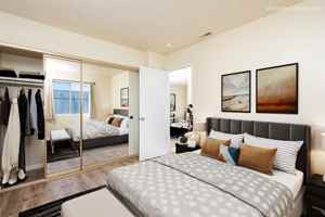 featured image of 526 Greystone Ln #4