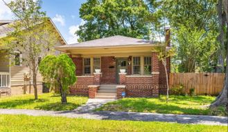 2047 N Market St - Photo 1 of 1