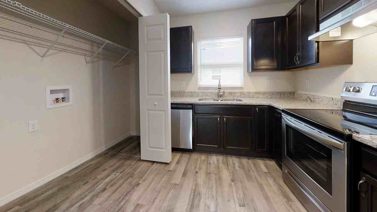 121 Bahia Terrace Drive, Unit 2 - Photo 7 of 30
