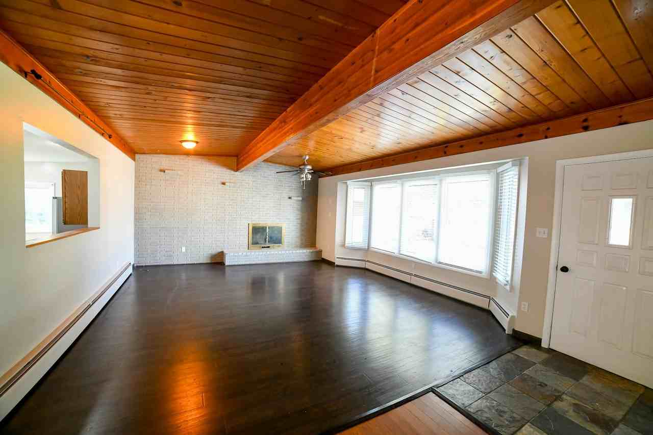 2217 Cherry Dr - Photo 3 of 26