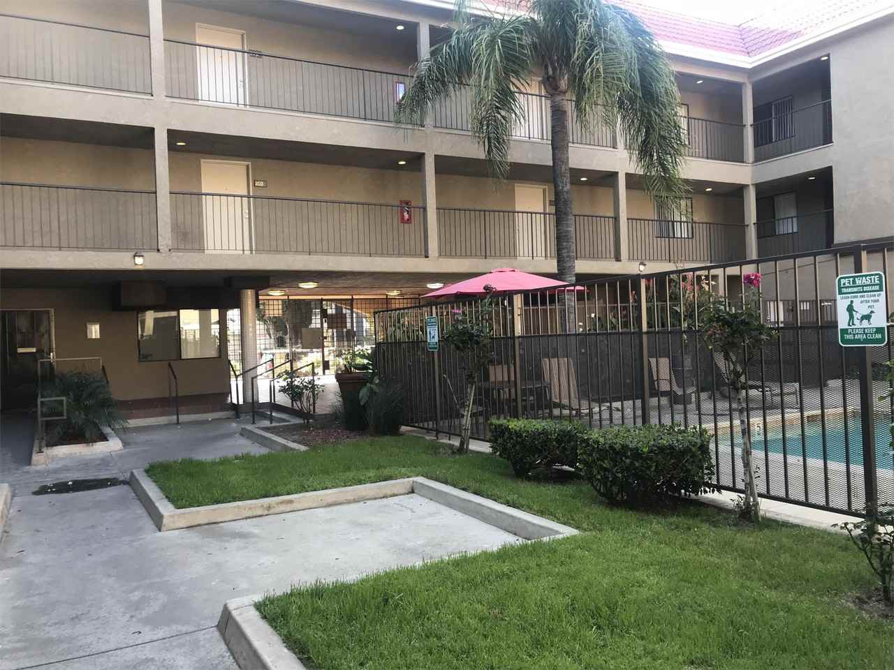 **Golden Link Investment LLC / 8938 Tobias Ave / Nicole /NC - Photo 3 of 5