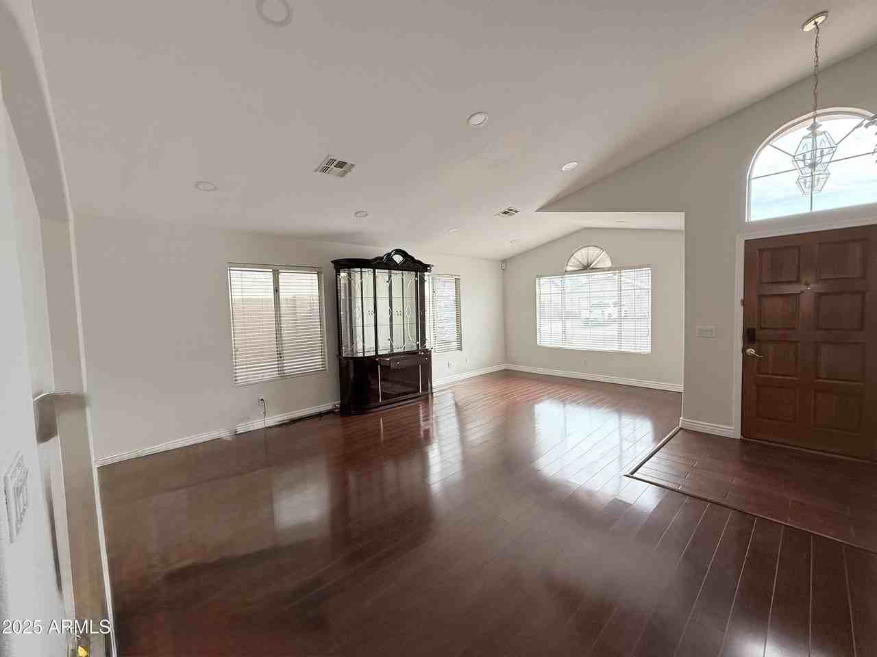 4762 W Taro Dr - Photo 2 of 20