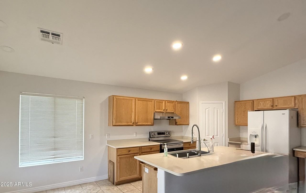 4762 W Taro Dr - Photo 5 of 20