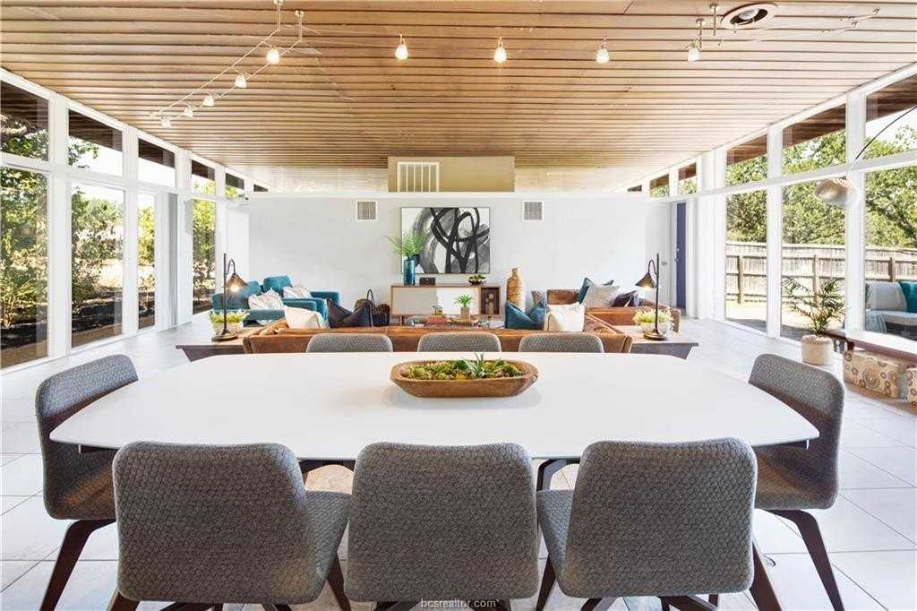 1206 Orr St - Photo 2 of 26