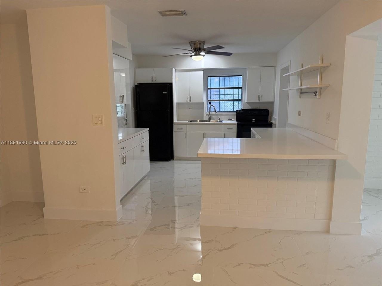 3211 Sw 107th Ave #0 - Photo 7 of 8