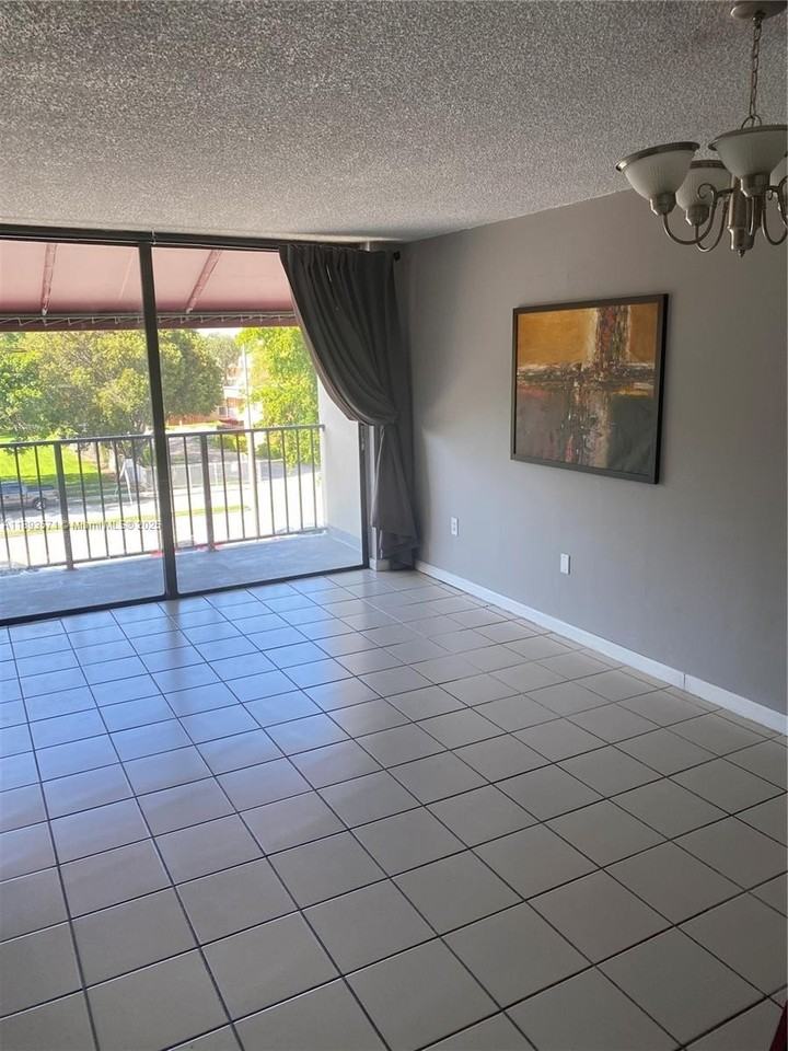 8006 Sw 149th Ave #D412 - Photo 2 of 9