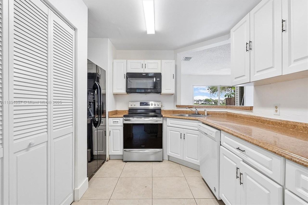 3417 Northwest 44th Street #103 - Photo 4 of 28