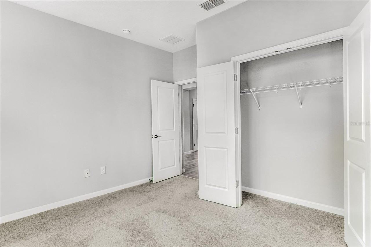 5286 Tiergarten St - Photo 6 of 26