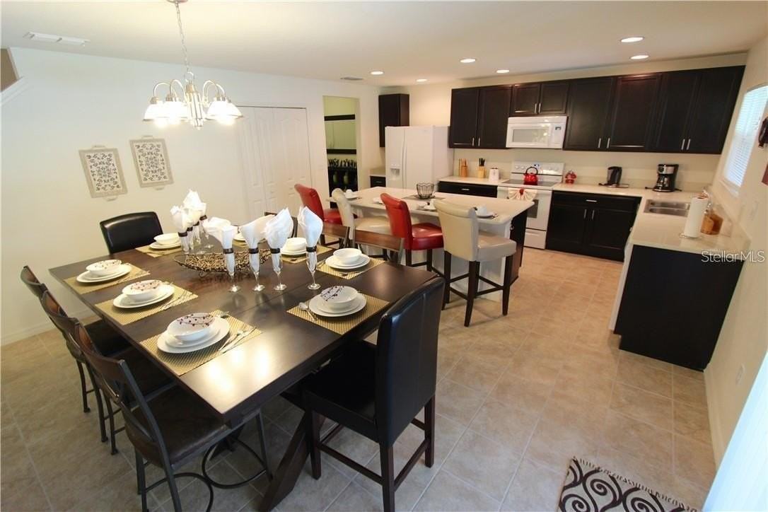 957 Emerald Green Ct - Photo 5 of 29