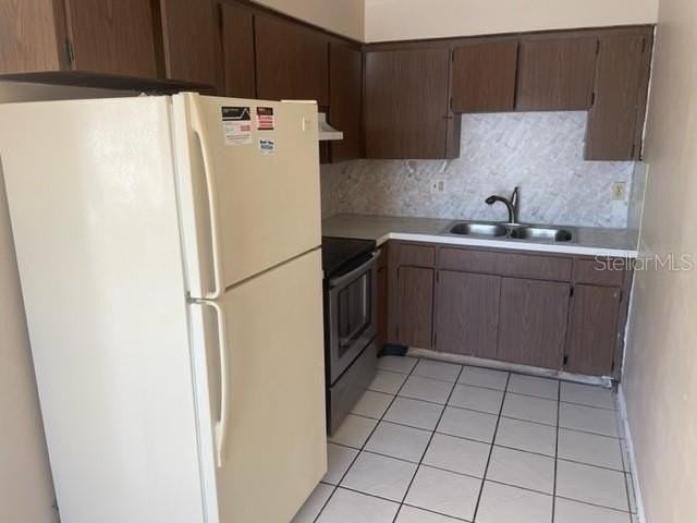 1100 70th St N #1 - Photo 5 of 13