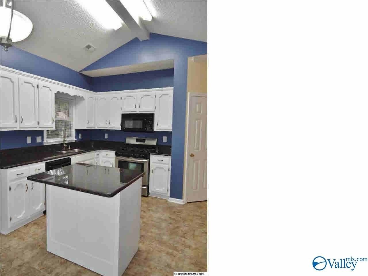 722 Highland Dr - Photo 6 of 20