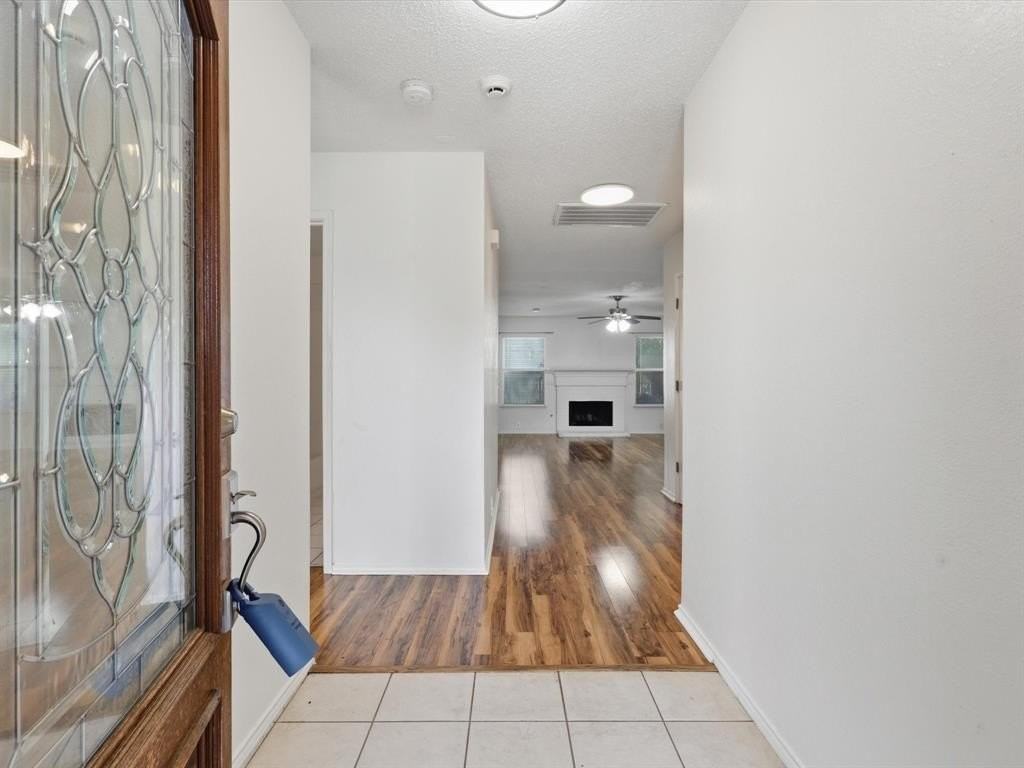 4305 Falcon Dr - Photo 5 of 27