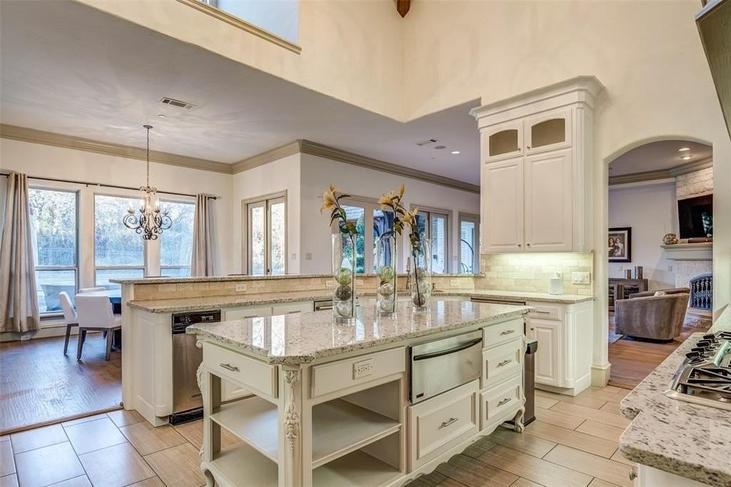 1819 Broken Bend Dr - Photo 7 of 36