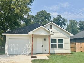 1031 W Coffin St - Photo 1 of 1