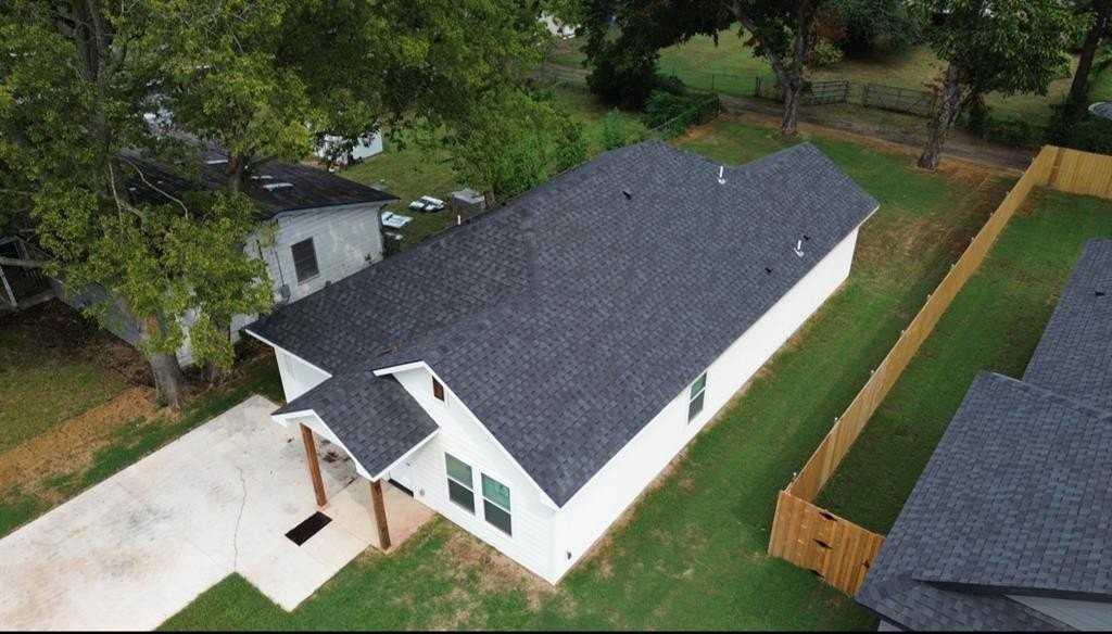 1031 W Coffin St - Photo 6 of 17