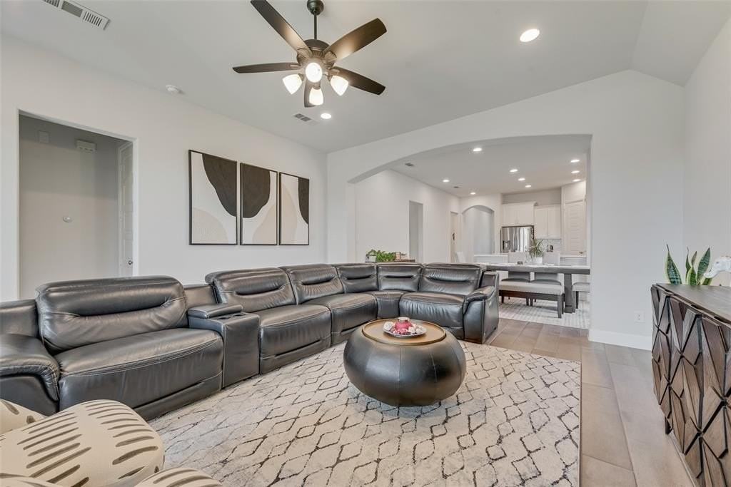 8108 San Bernard Trl - Photo 7 of 21