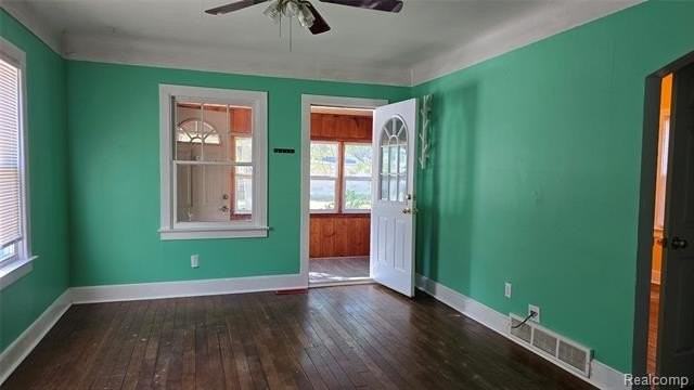 304 W Madge Ave - Photo 5 of 19