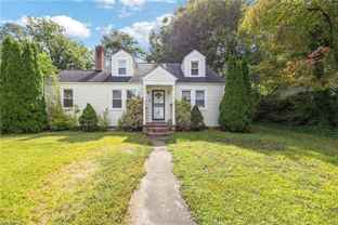 1137 Noble St - Photo 1 of 1