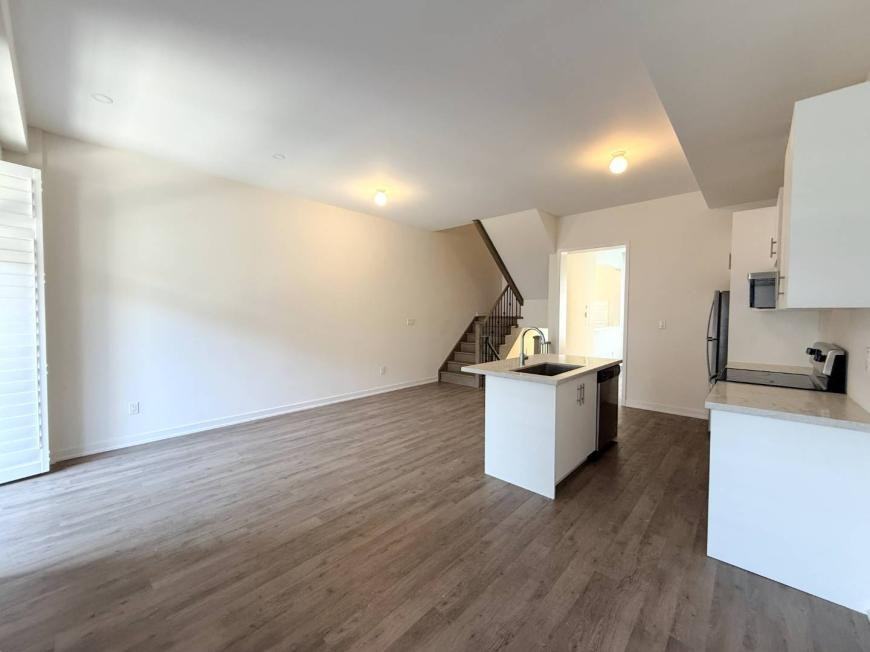 44 Place Armillo - Photo 2 of 10