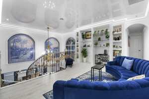 featured image of 377 Squire Dr