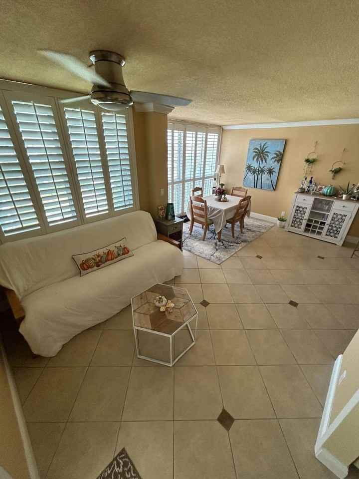 2829 Florida Blvd #502 - Photo 3 of 11