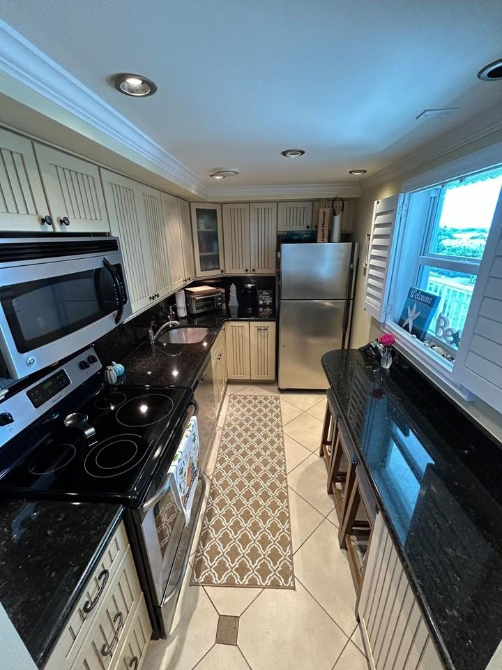 2829 Florida Blvd #502 - Photo 5 of 11