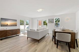 1005 8th St #PH4 - Photo 1 of 1