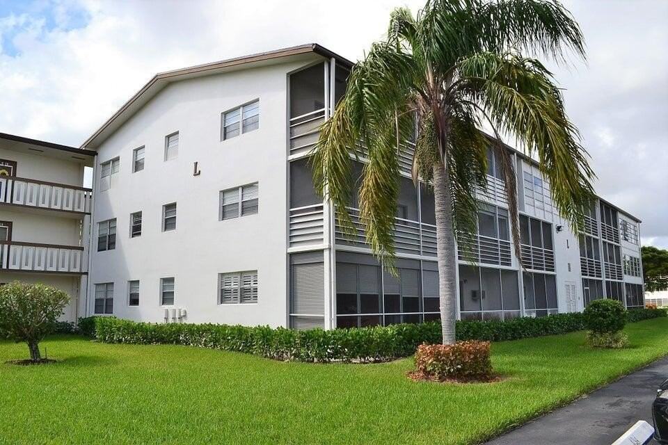 467 Mansfield L - Photo 2 of 15