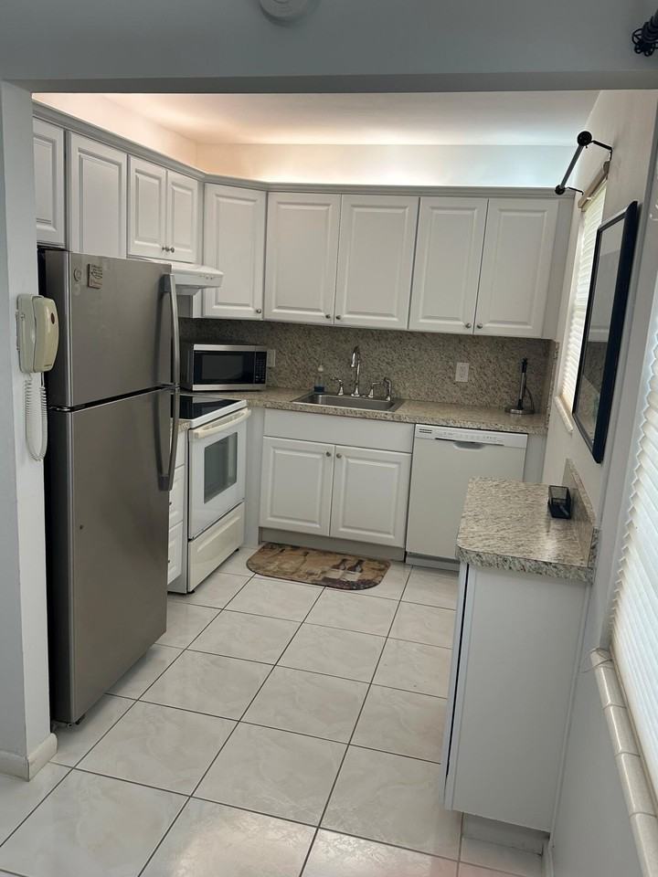 467 Mansfield L - Photo 7 of 15