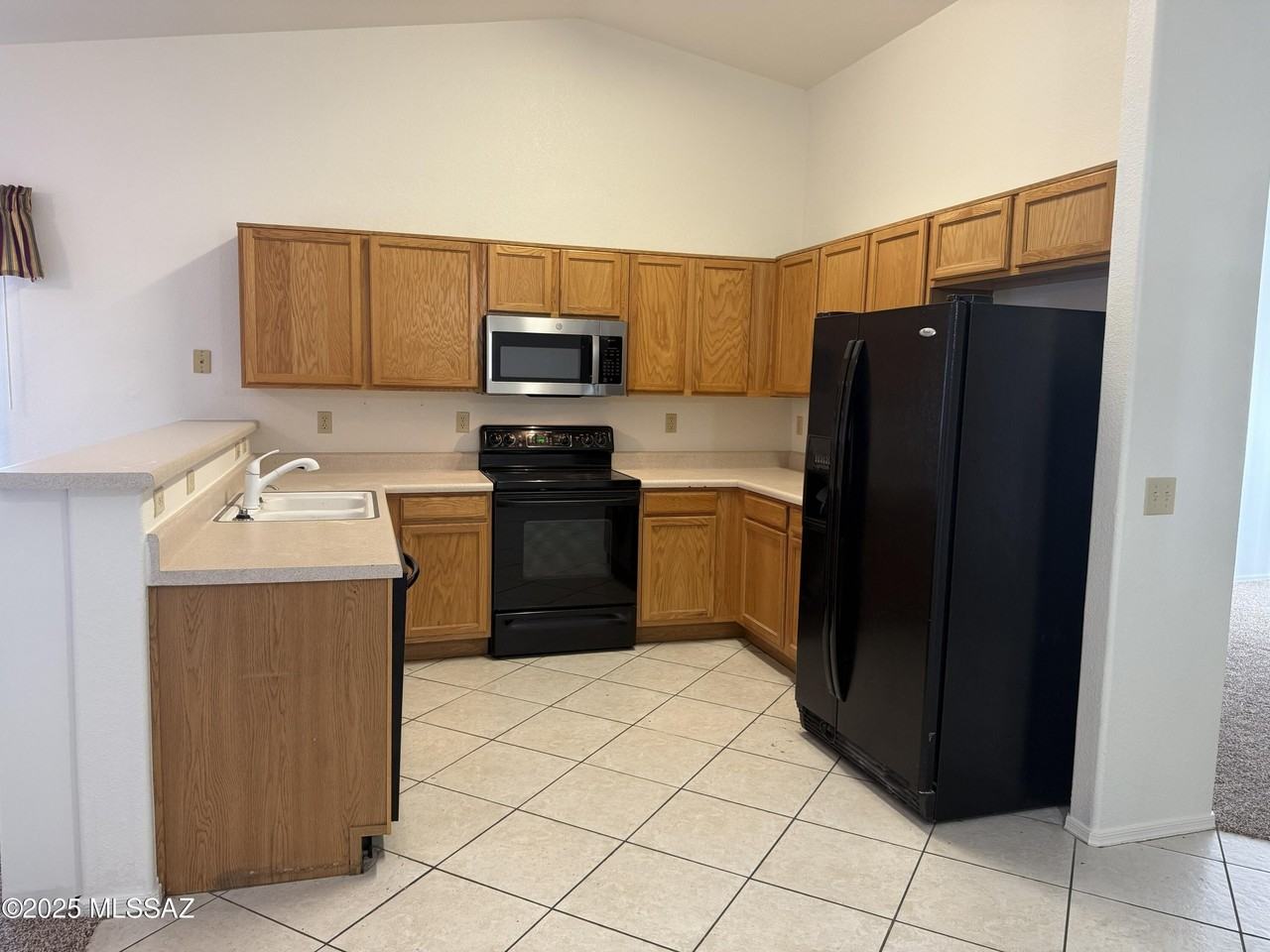 2946 West Ring Tail Drive - Photo 7 of 35