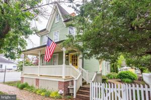 featured image of 101 Mulberry St