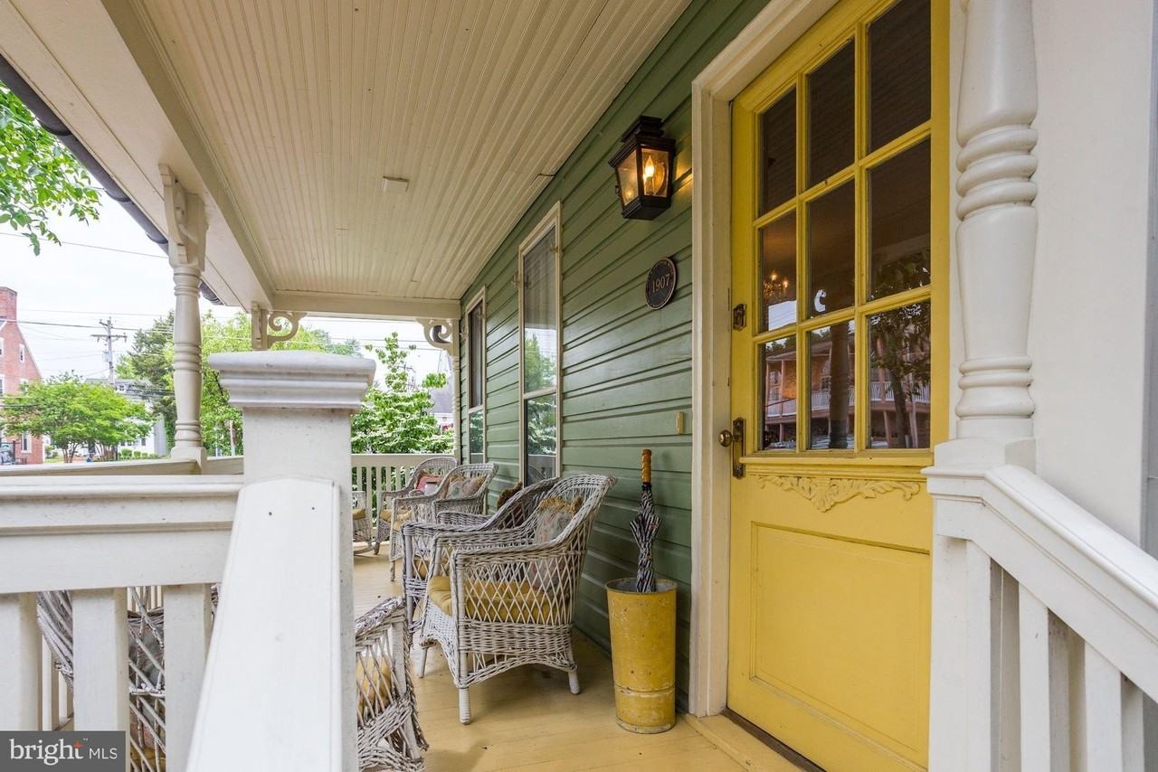 101 Mulberry St - Photo 6 of 50