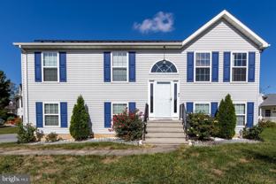 18500 Bull Run Dr - Photo 1 of 1