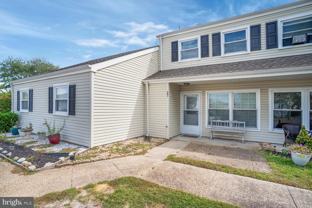 27 Mediterranean Ct - Photo 1 of 1
