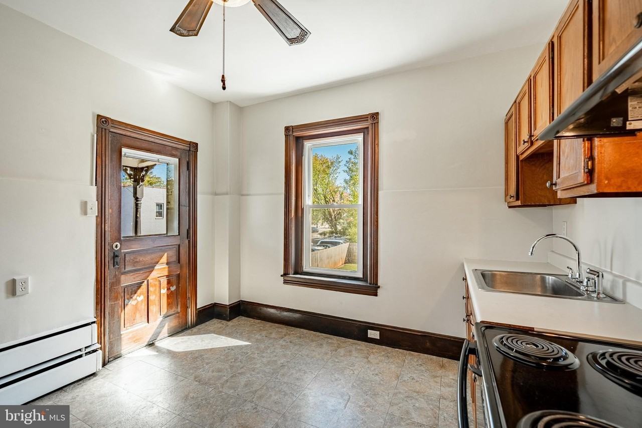 324 4th Ave Unit 2 #2 - Photo 6 of 21