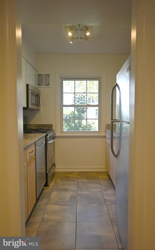 9451 Fairfax Boulevard #102 - Photo 5 of 26