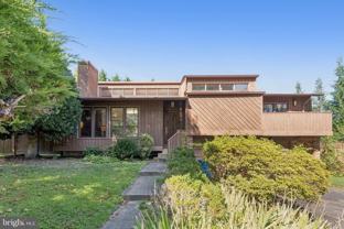 1684 Chain Bridge Rd - Photo 1 of 1