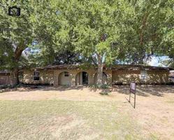 featured image of 1007 Arthur St