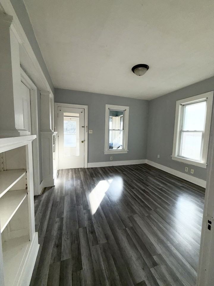 1409 18th Avenue - Photo 2 of 17