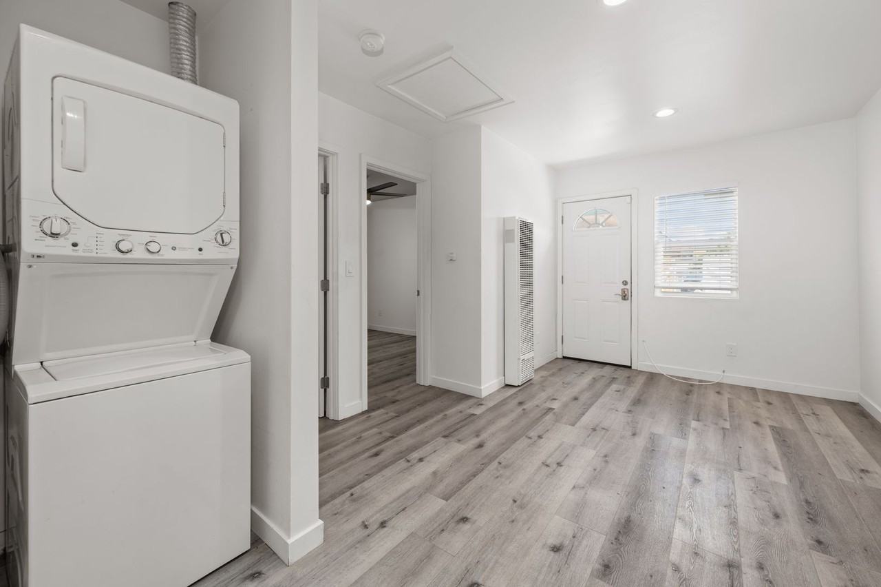 4924 64th St - Photo 6 of 11